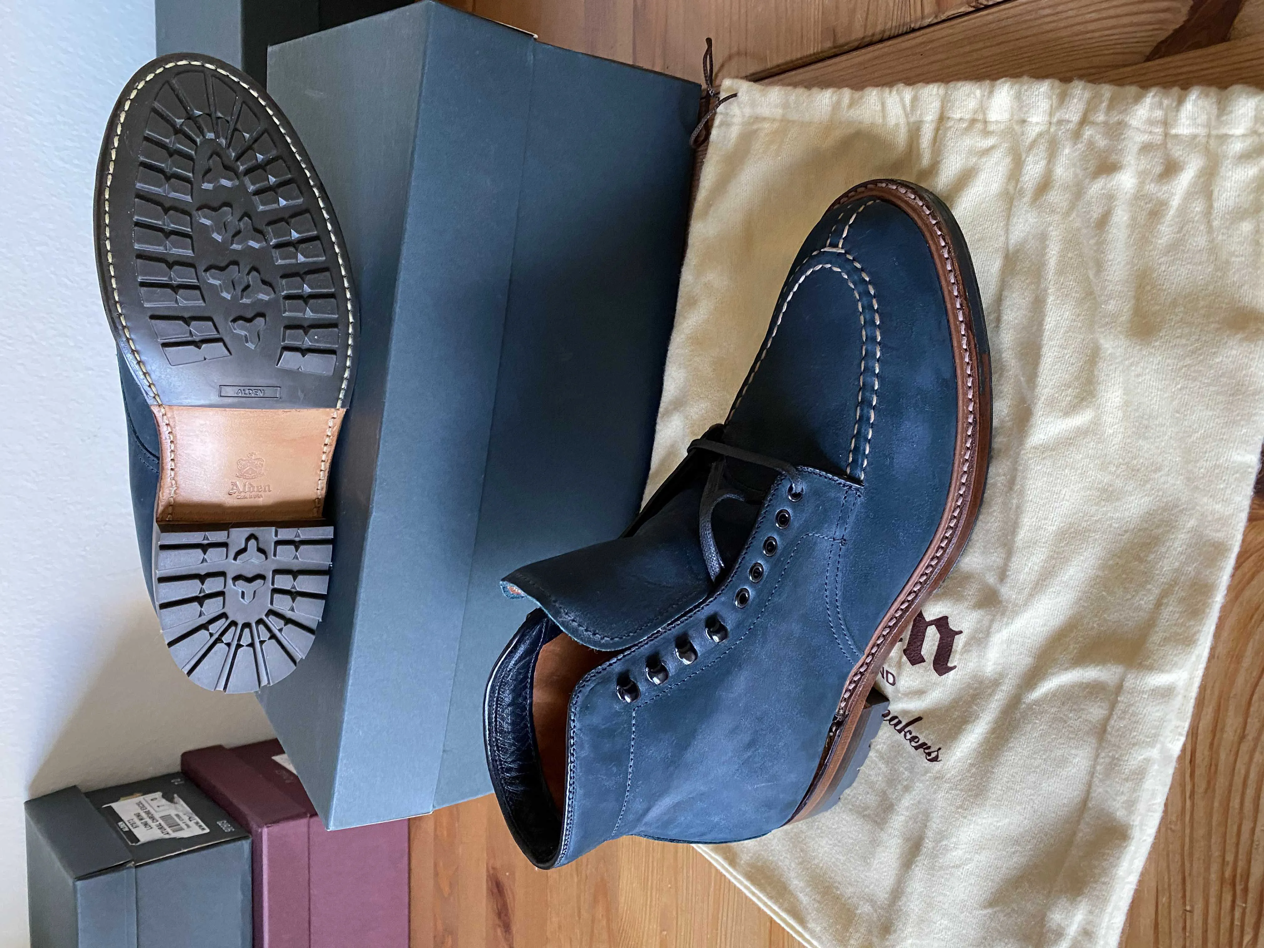 Tank Boot