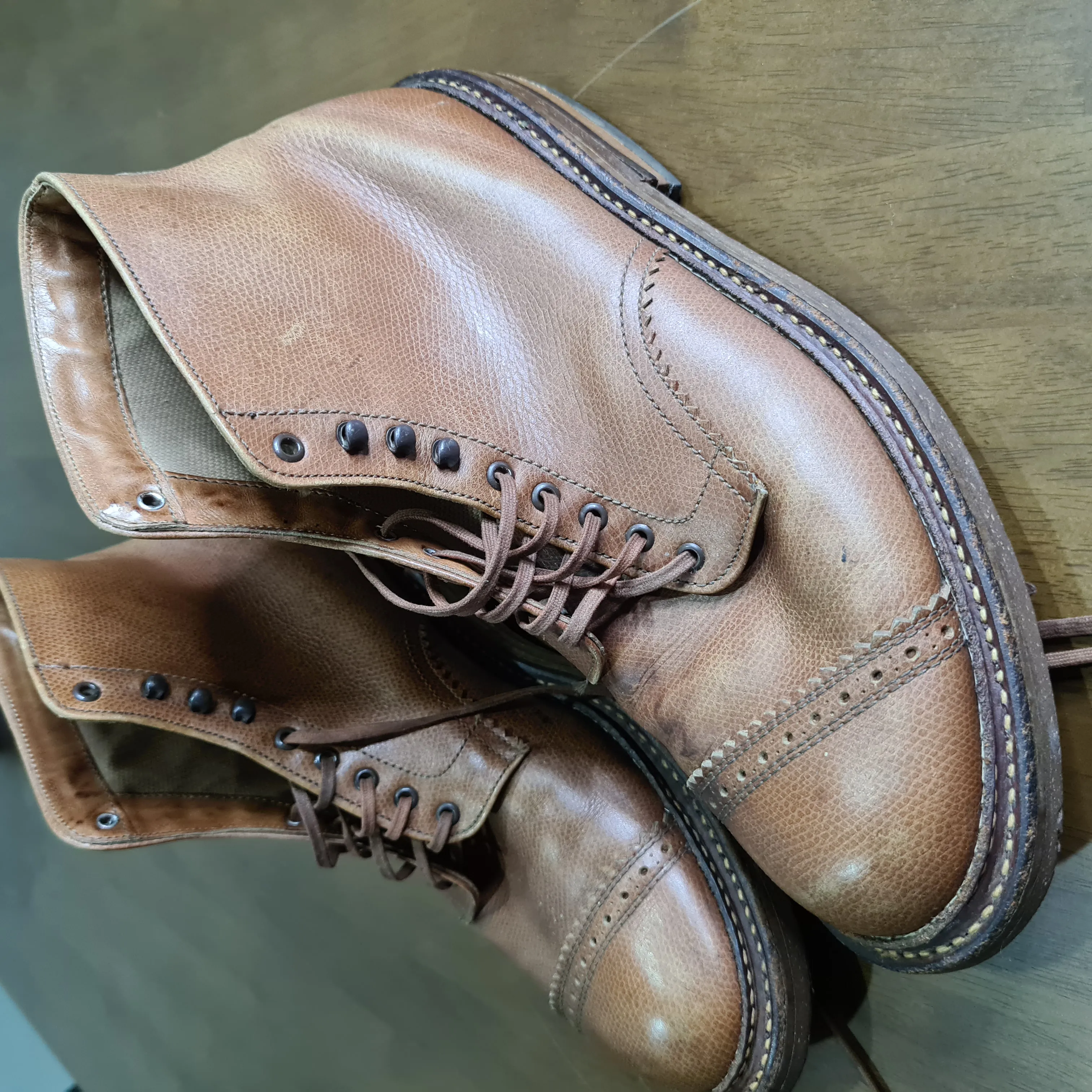 alden jumper boots