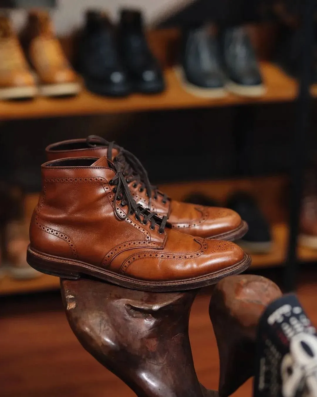 Alden 44623H Burnished Tan Calfskin Wing Tip Boot Original