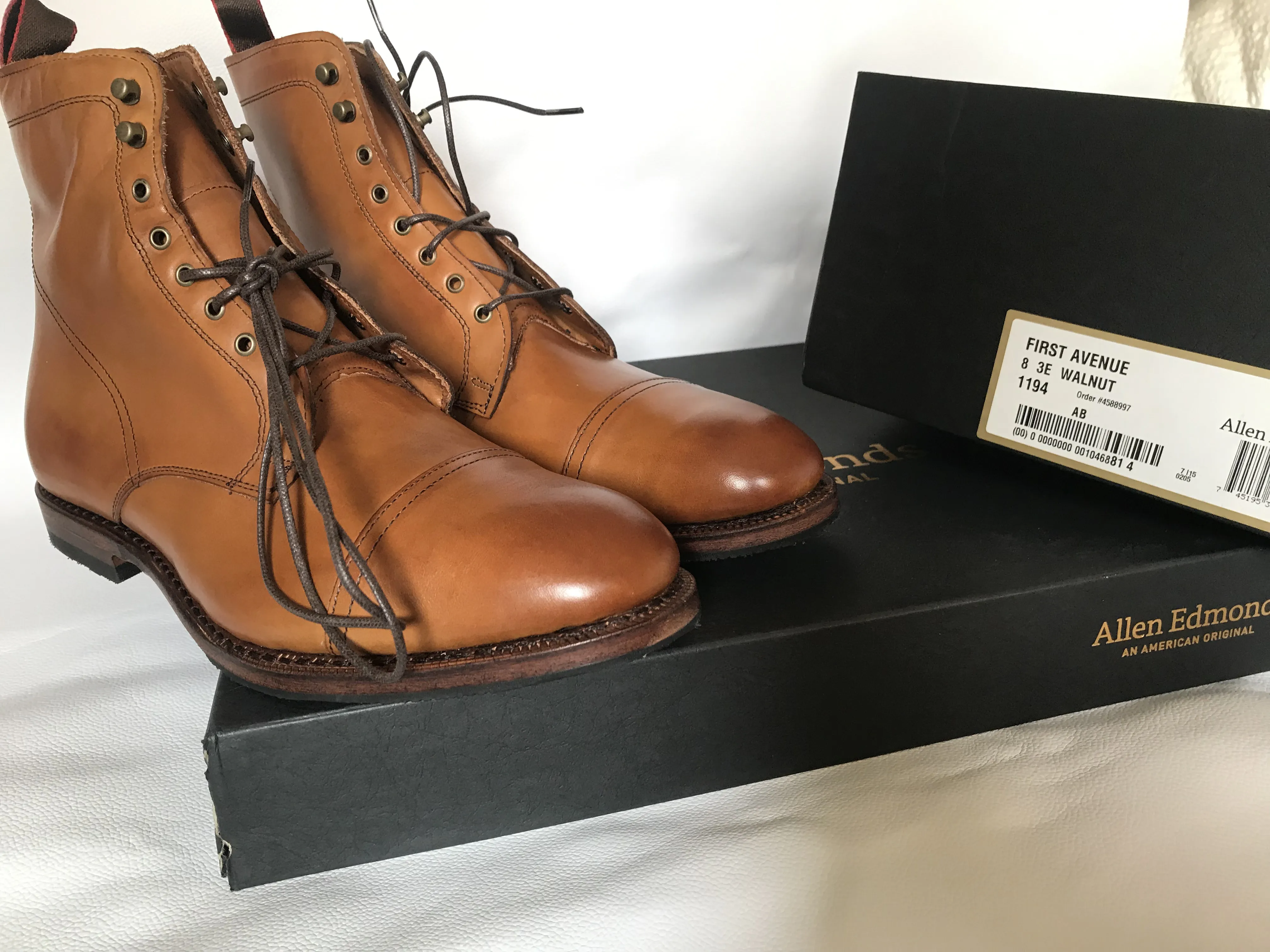 First Avenue Boots Walnut