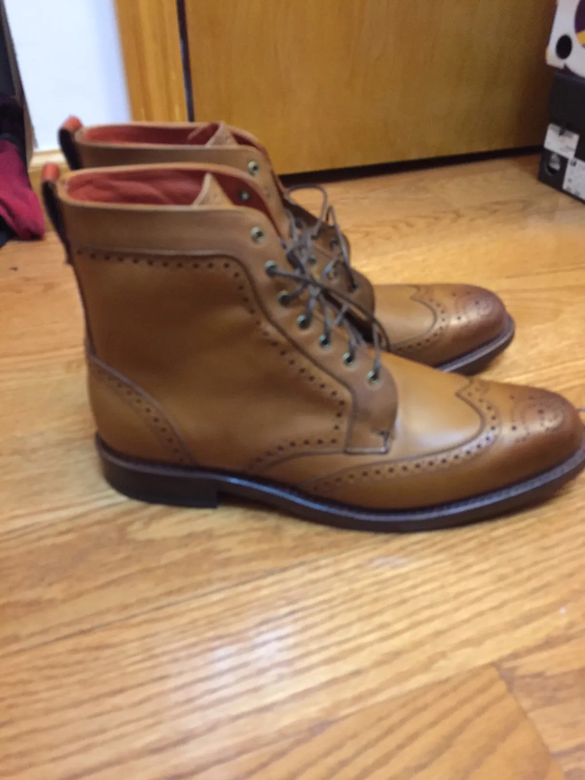 Dalton wingtip Dress Boot Walnut