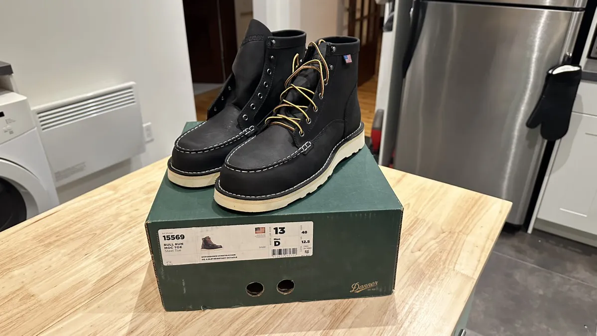 Danner Bull Run Moc Toe - Steel Toe - Black