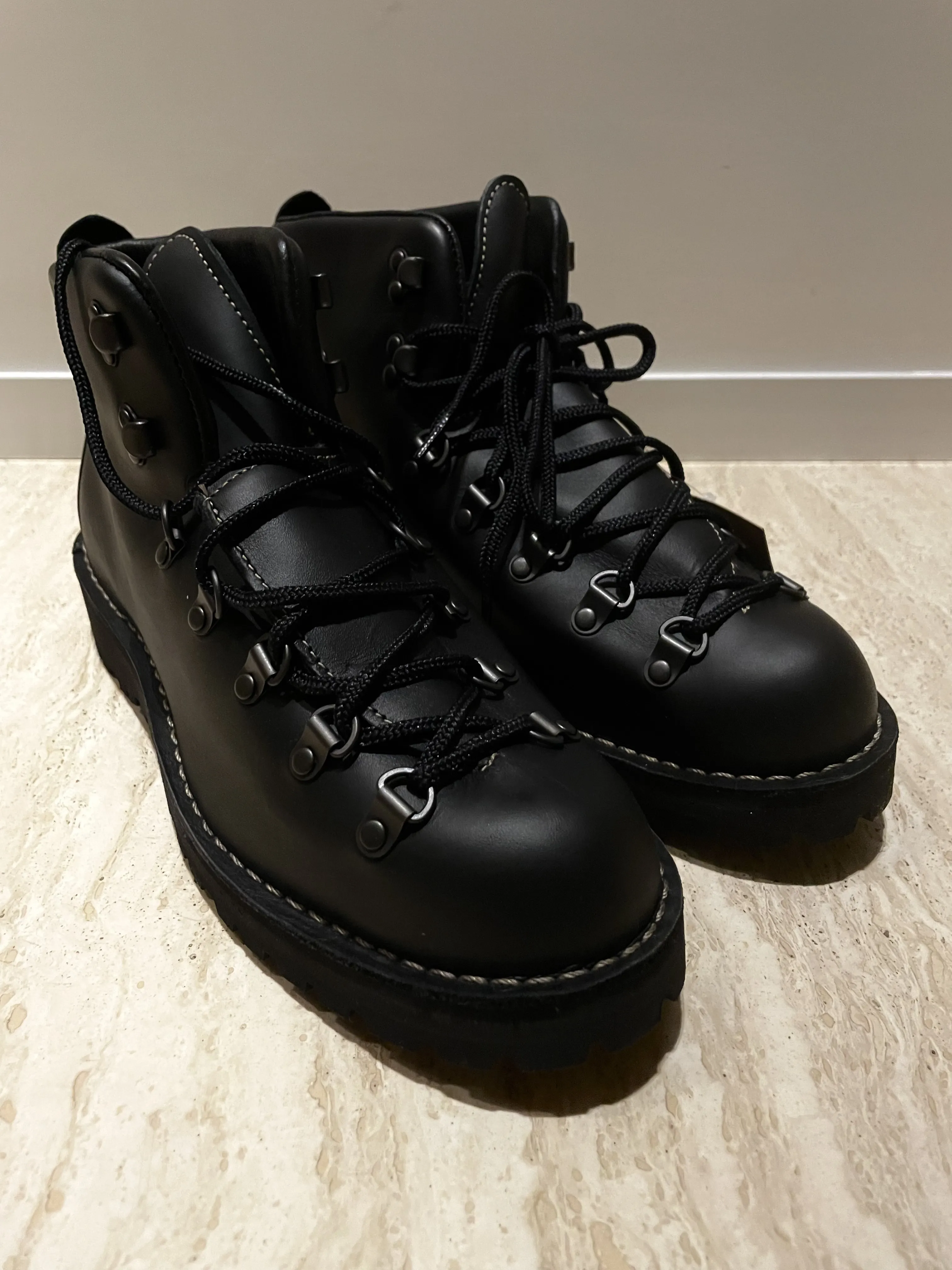 STUMPTOWN MOUNTAIN LIGHT GTX LEATHER HIKING BOOT