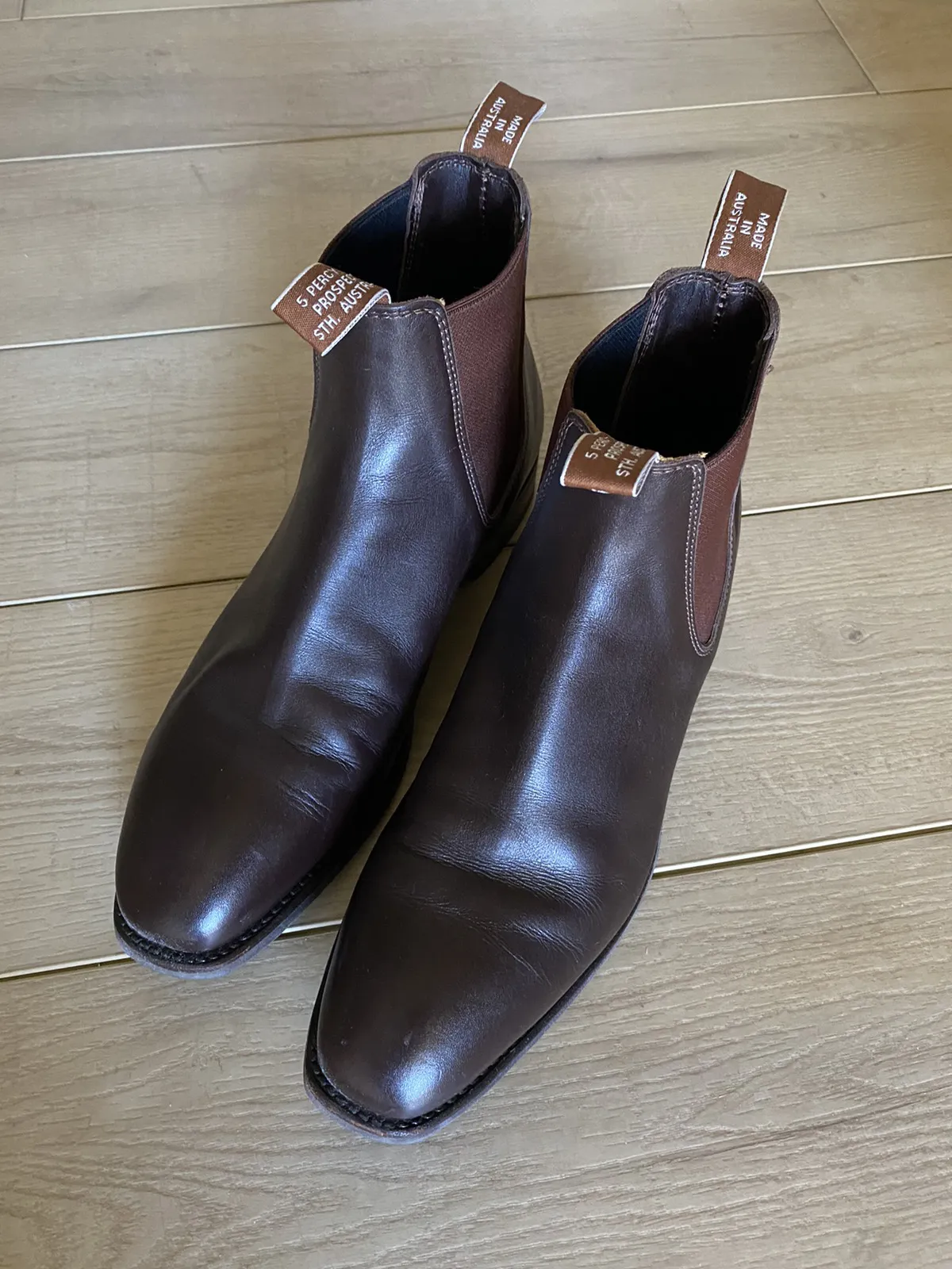 Comfort Craftsman Chelsea Boots