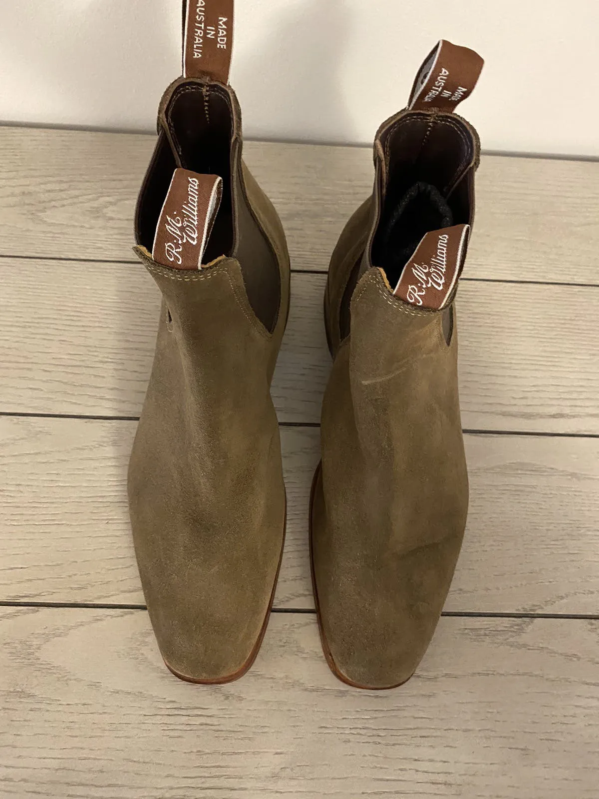 Never worn - RM Williams Classic Craftmans