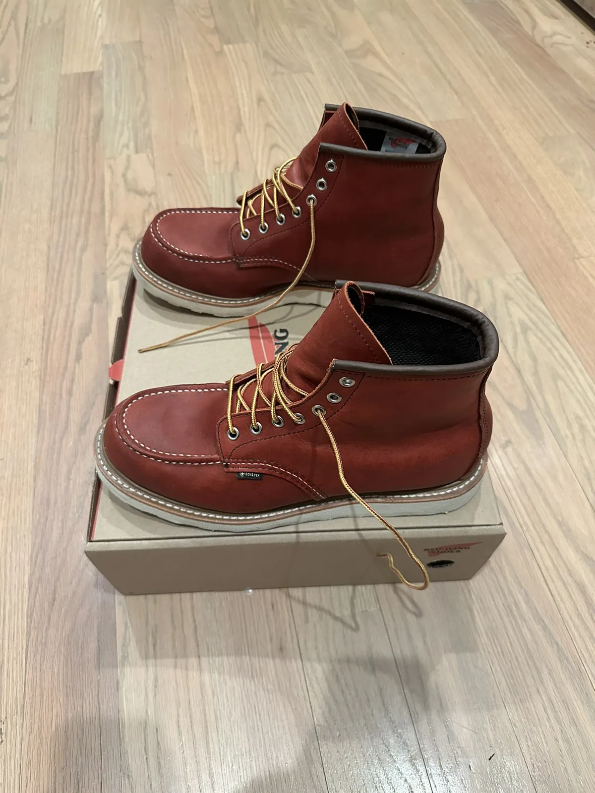 Heritage - Style 8864 (Gore-Tex Moc)