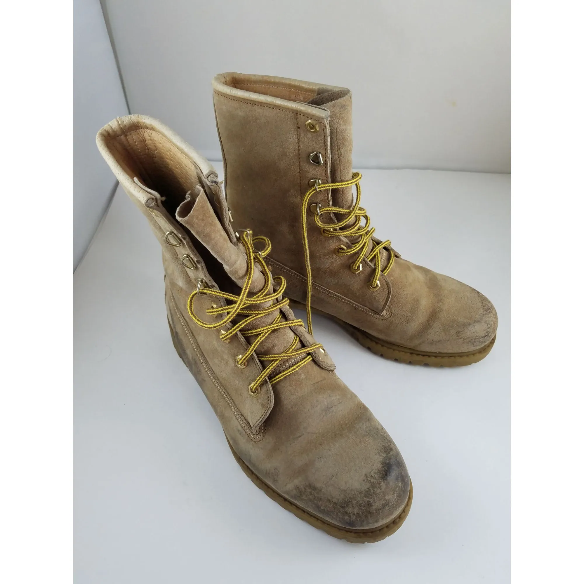 Wolverine Mens Insulated Work Boots Beige Leather Upper