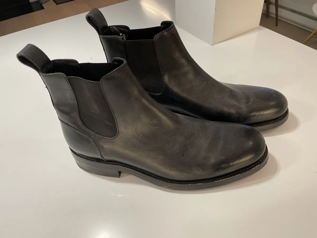 Wolverine BLVD Chelsea 8.5 worn once black