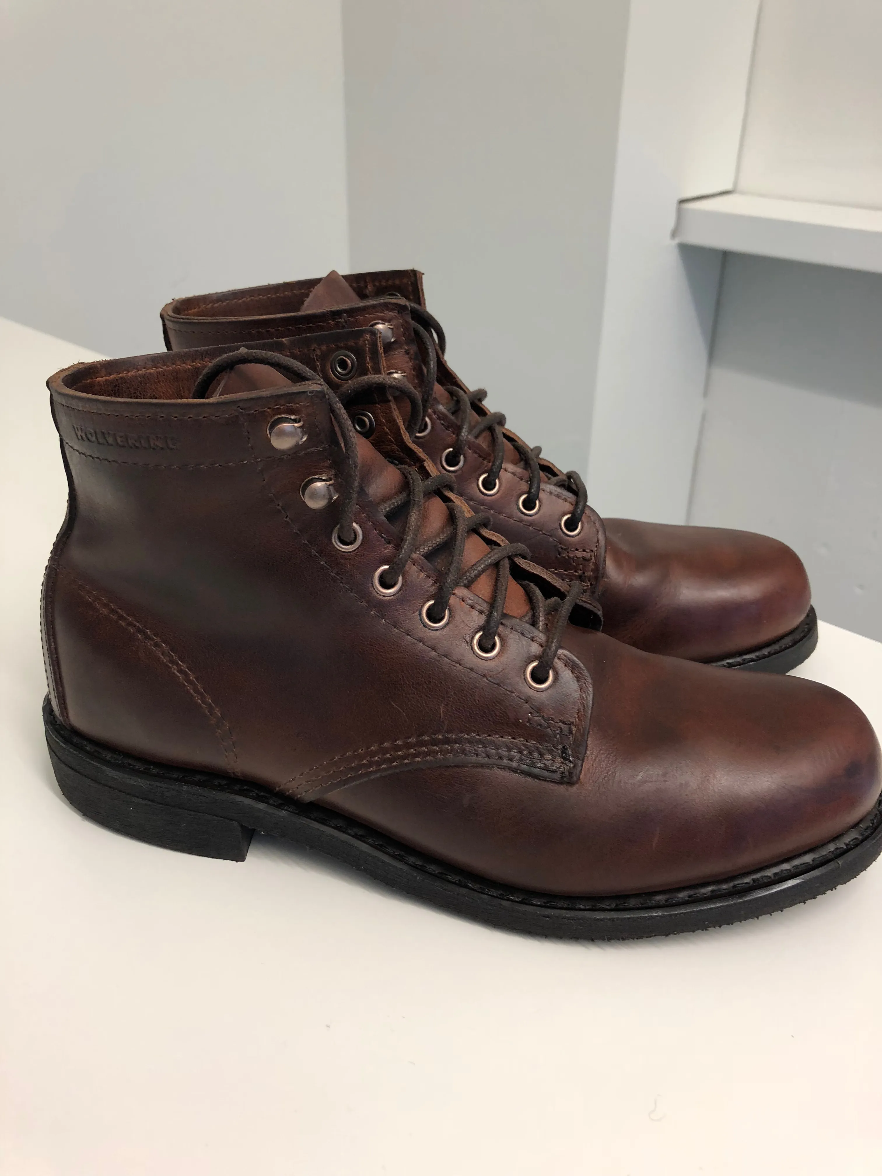 1883 Kilometer Boot