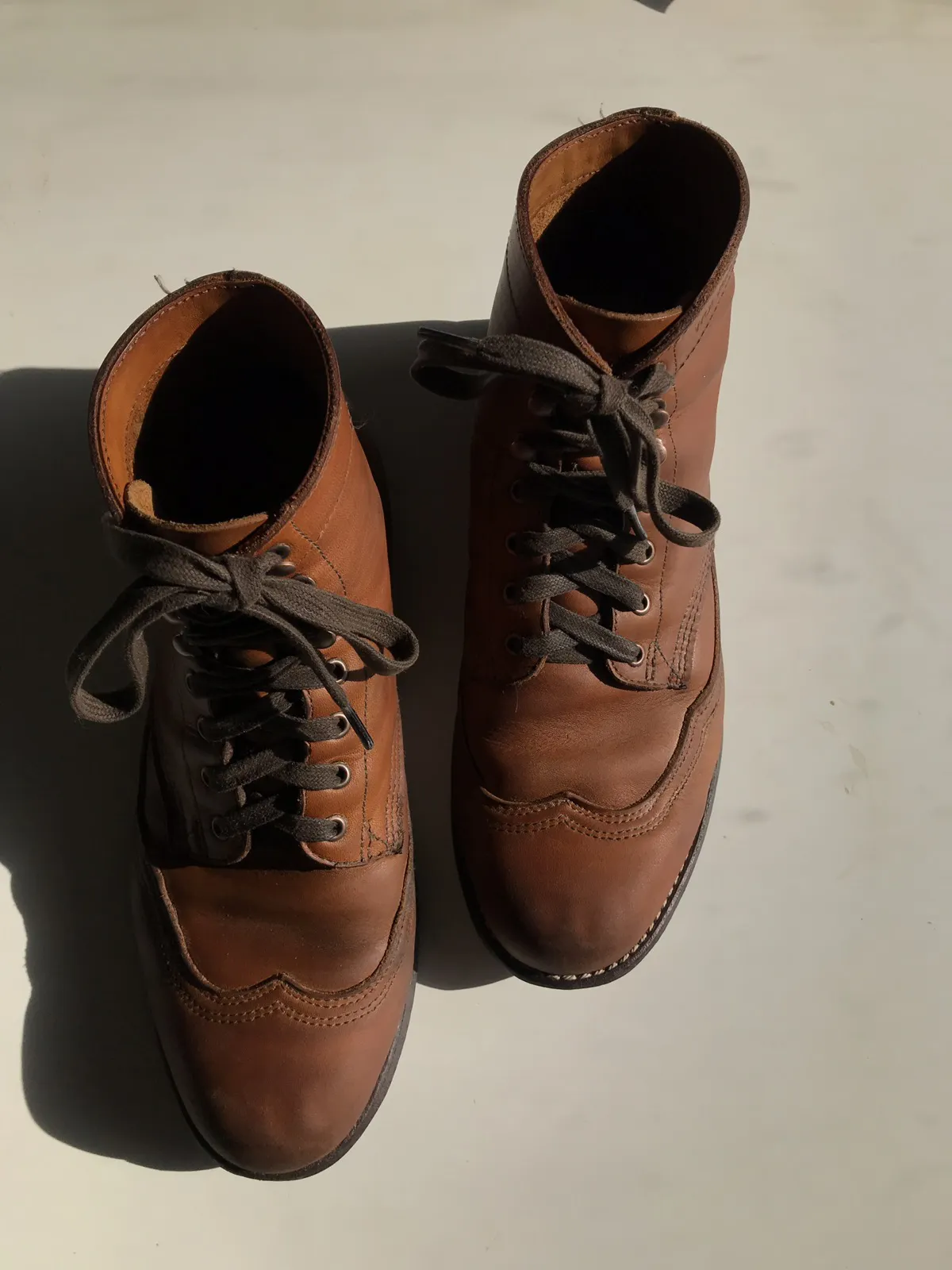 1000 mile tan addison wingtip