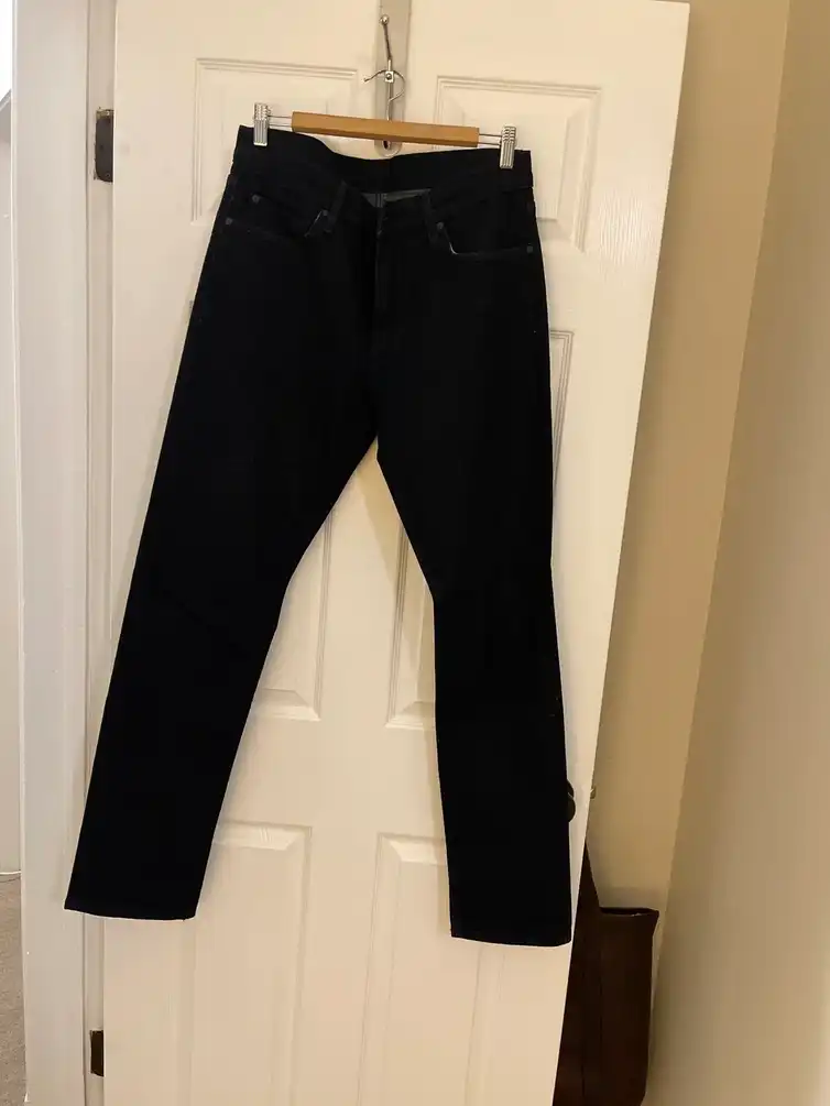 DARK WASH DENIM