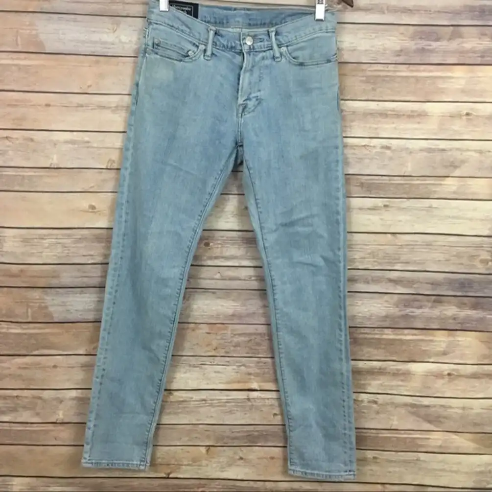 Abercrombie & Fitch Men’s Felix Super Slim Jeans