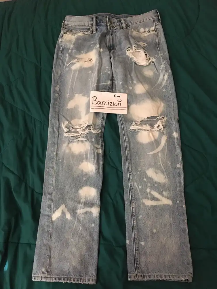 A&F ripped light washed jeans