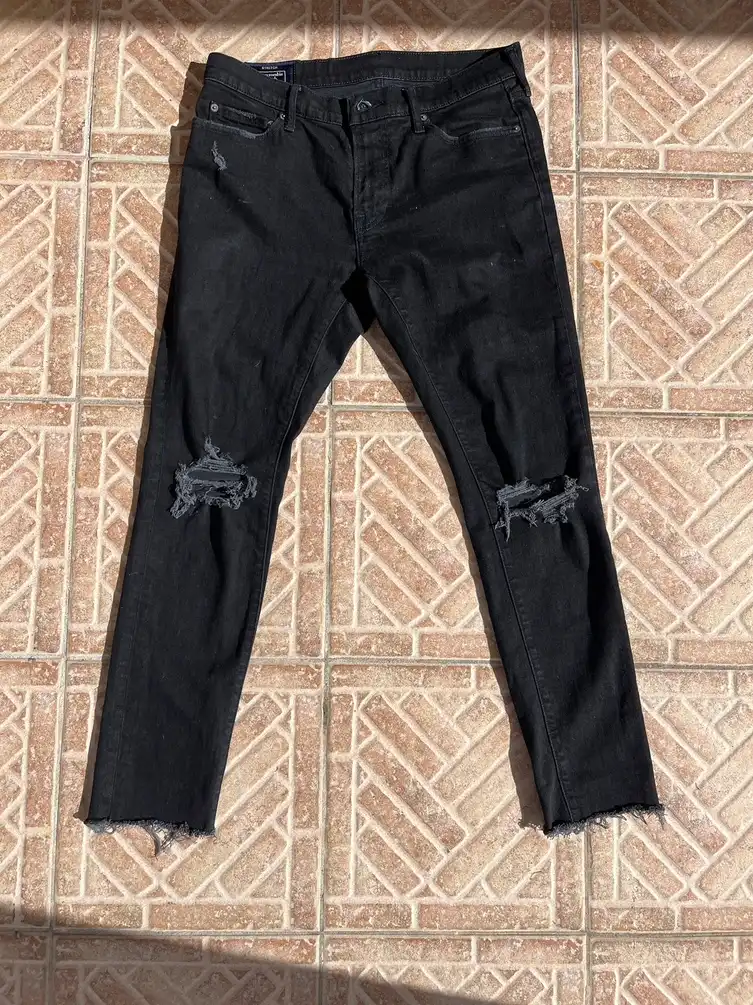 Hemed denim