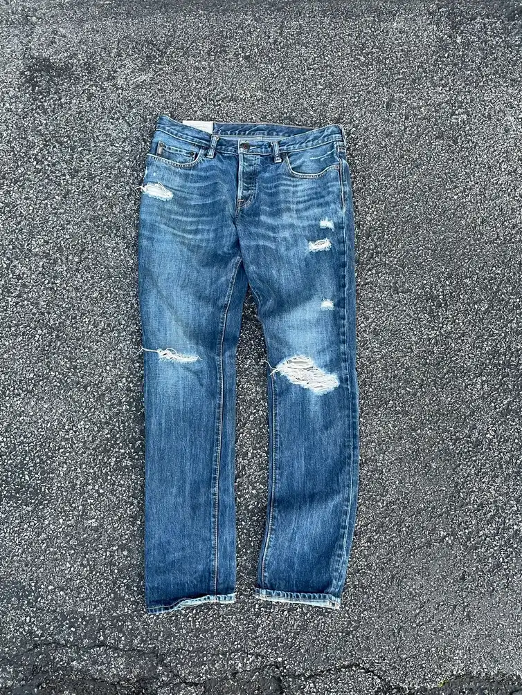 Abercrombie & fitch distressed jeans