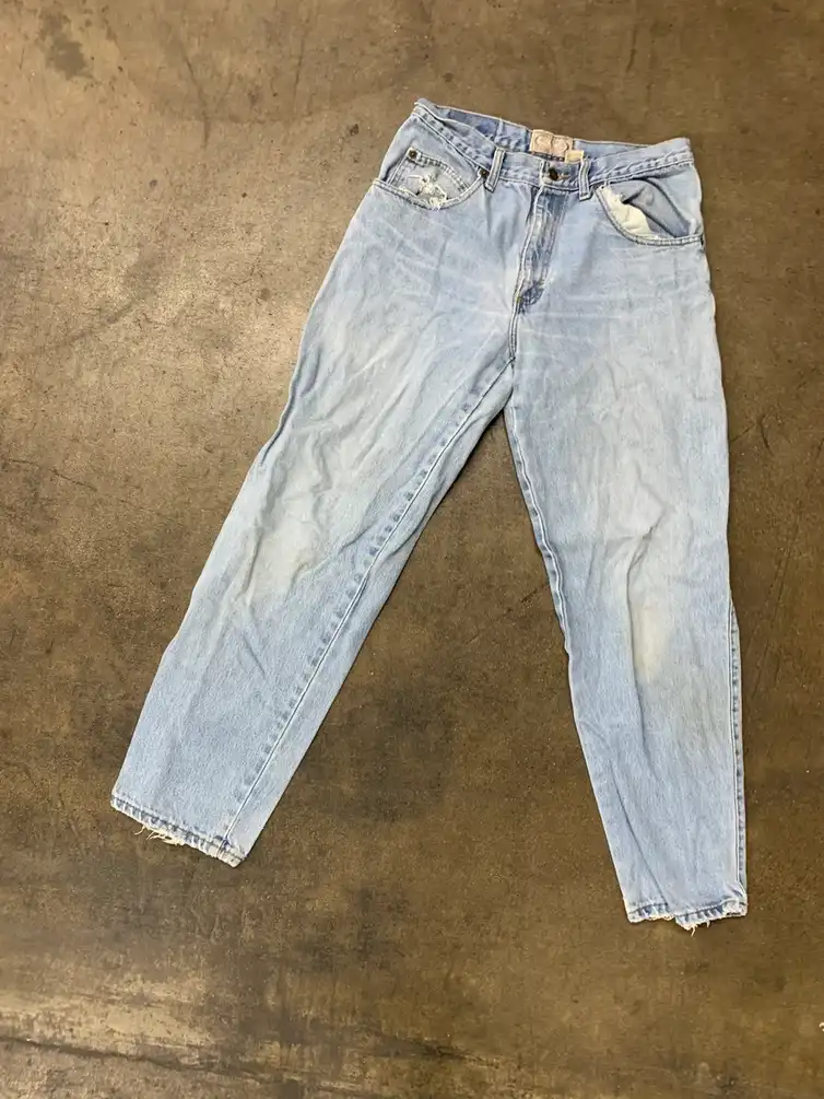 Vintage Ambercrombie&Fitch lightwash distressed pocket 30x28