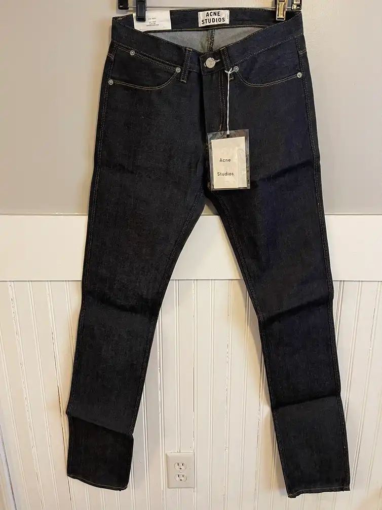 NWT Max Raw Denim 29x34