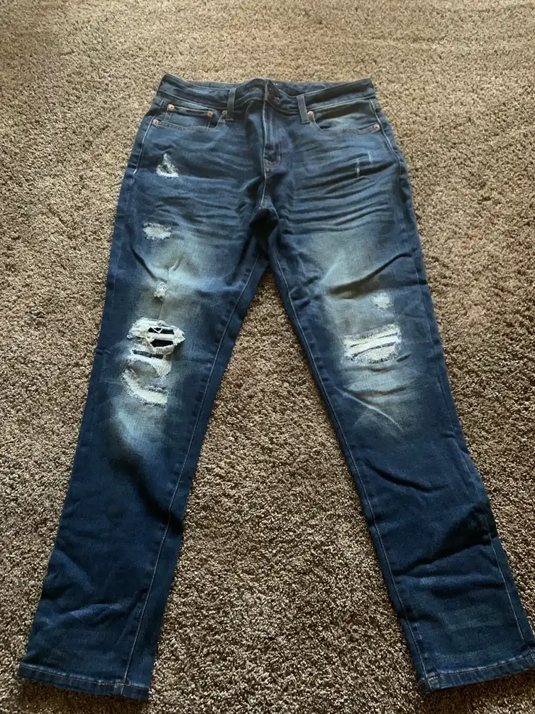 29/30 Aeropostale Athletic Skinny Jeans