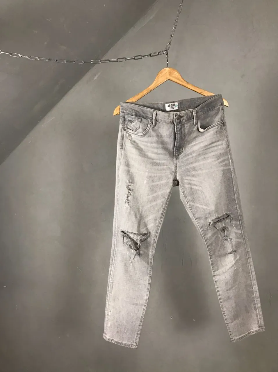 Agolde streetwear distressed gray jeans