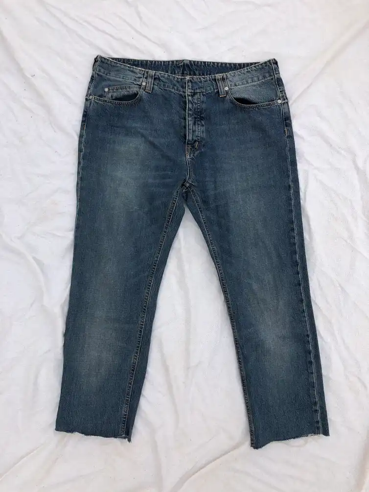 Alexander McQueen Cropped Jeans w. Frayed Hems
