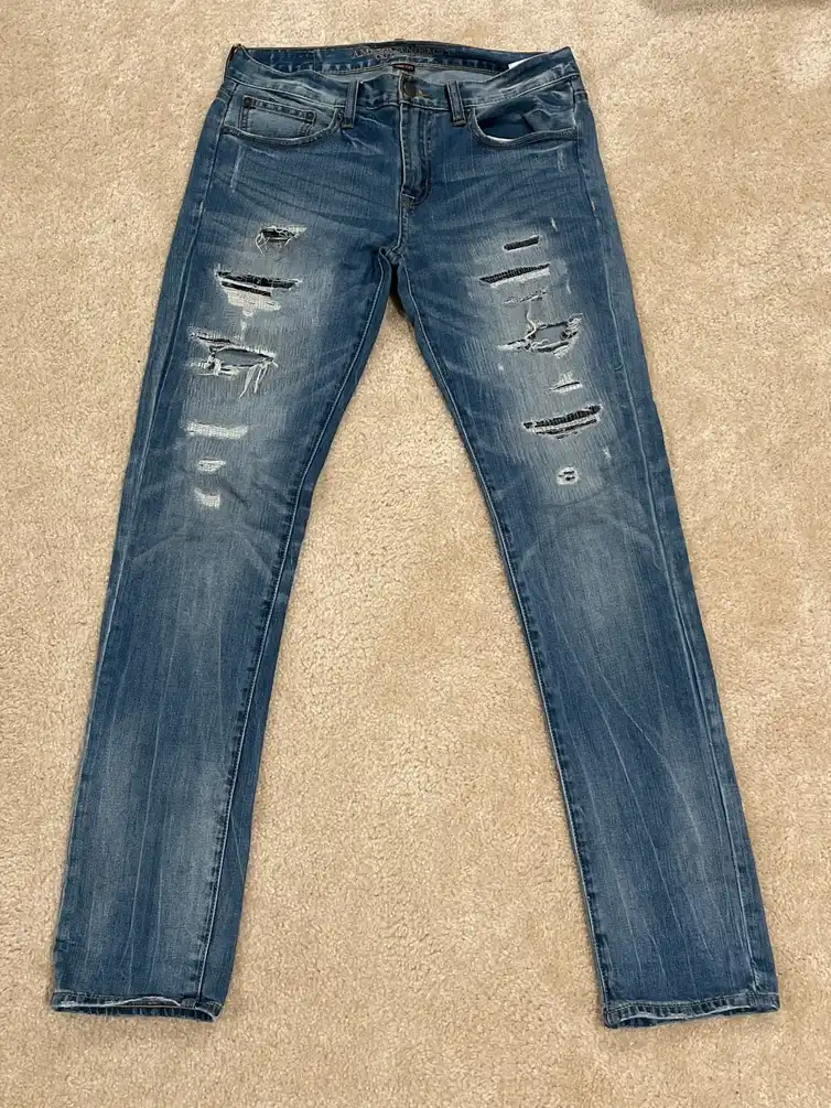 American Eagle Distressed Slim Jeans