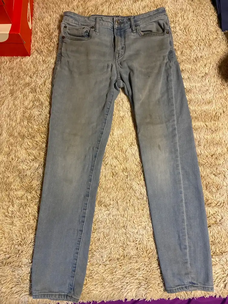 AMERICAN EAGLE MENS SKINNY JEANS🌹