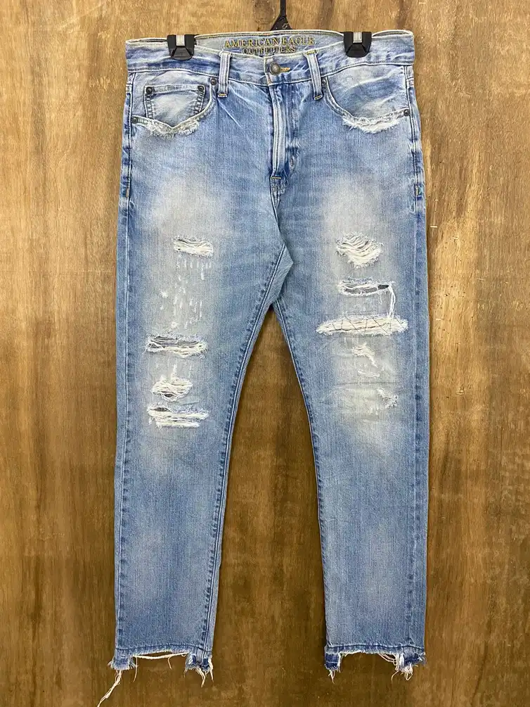 American Eagle Outfitters Blue Distressed Denim #1053
