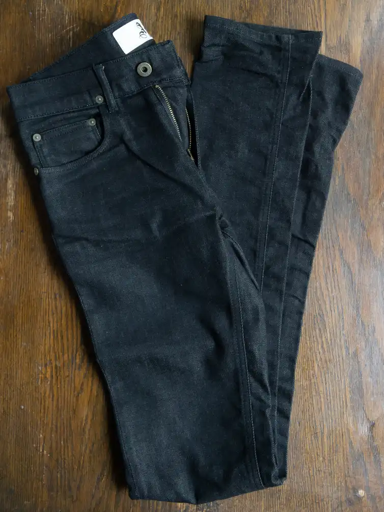 April 77 Joey Colordrive black skinny jeans sz 27 (28x35)