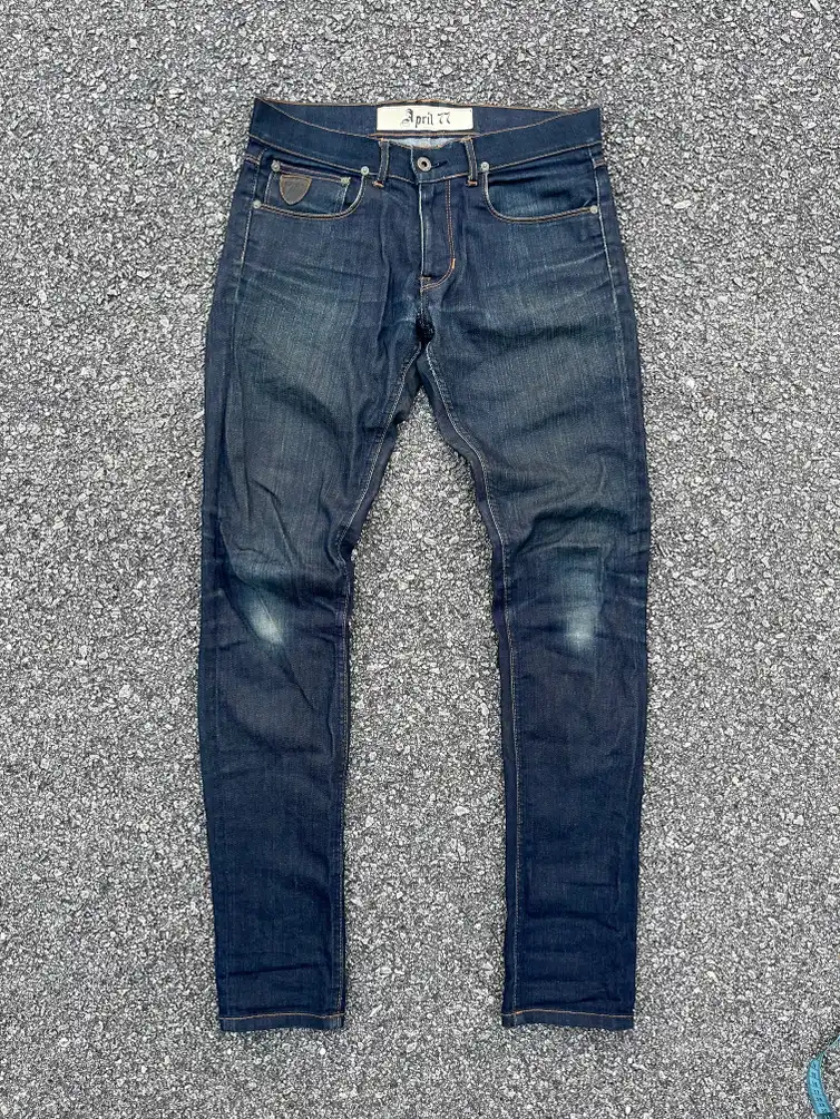 April 77 Joey Overdrive 1955 Skinny Type Travis Scott Style