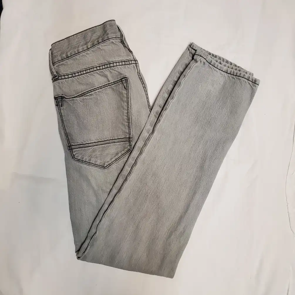 Arizona Jeans Men's 5 Pocket Style Grey Washed Denim