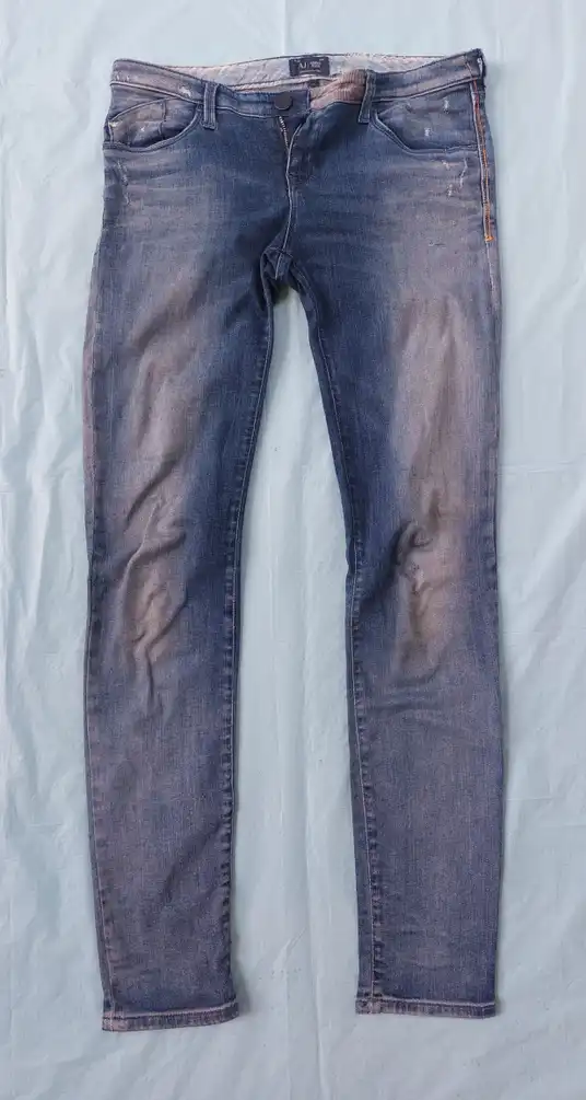 ARMANI JEANS stretchable distressed skinny jeans