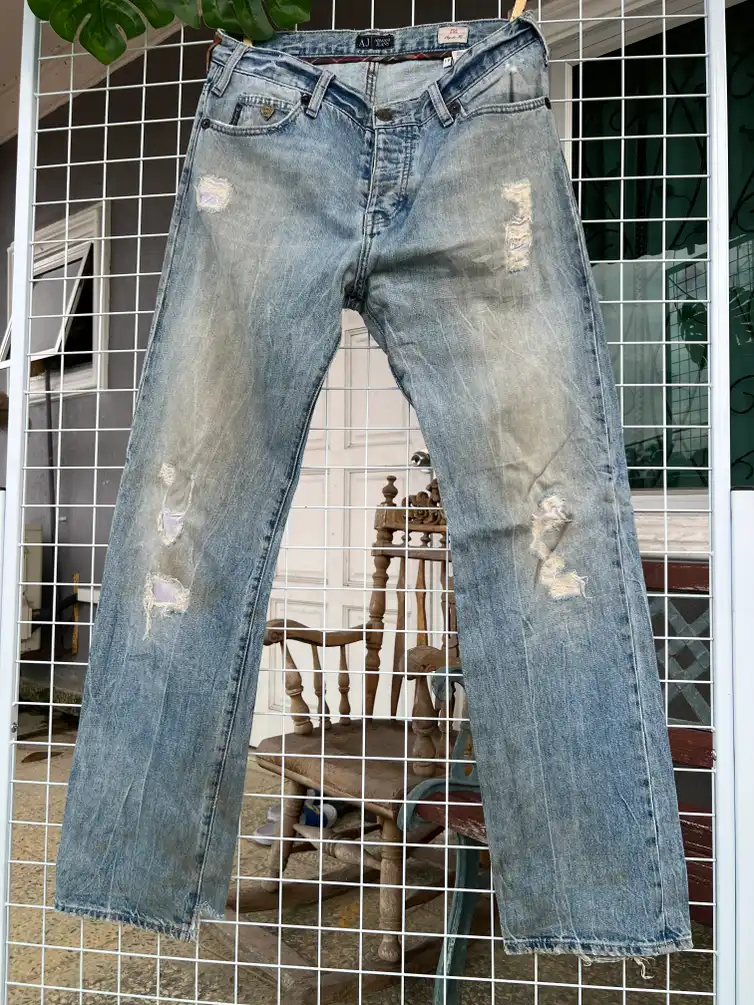 AJ Armani Jeans J2111E Regular Fit Denim