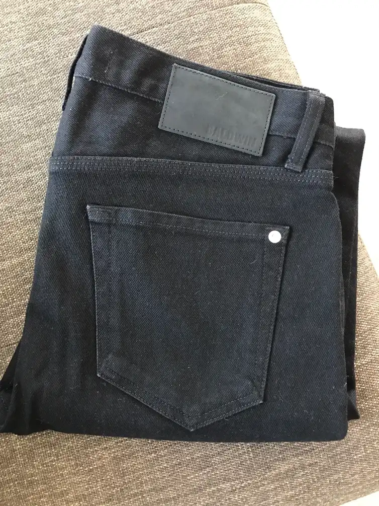 Black Jeans