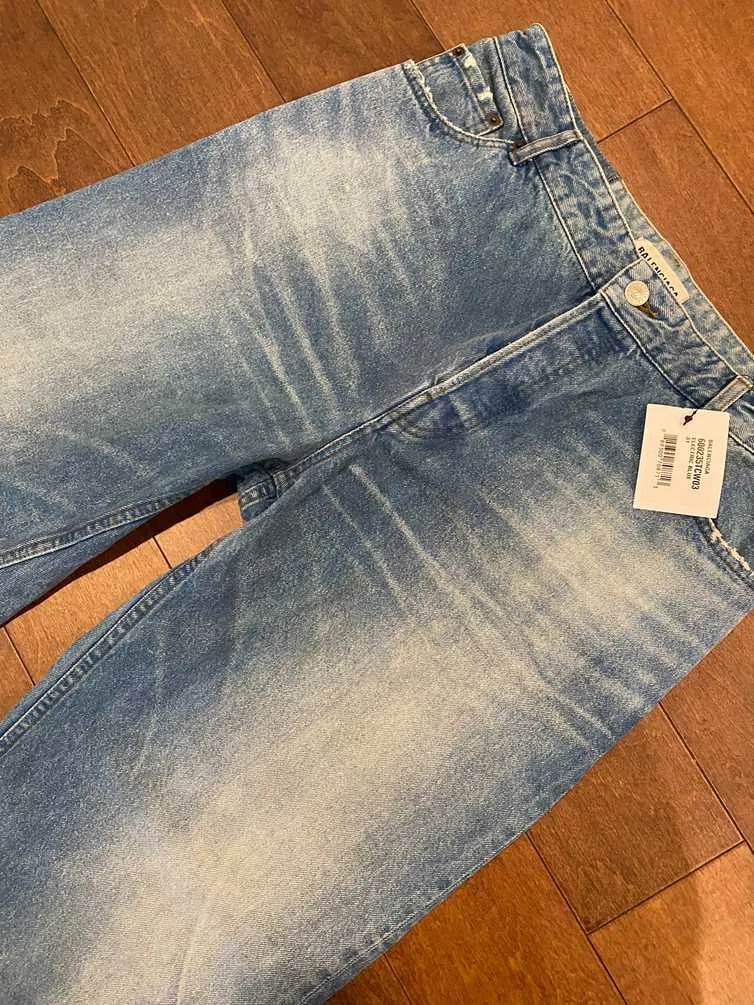 Balenciaga Wide-leg cropped jeans