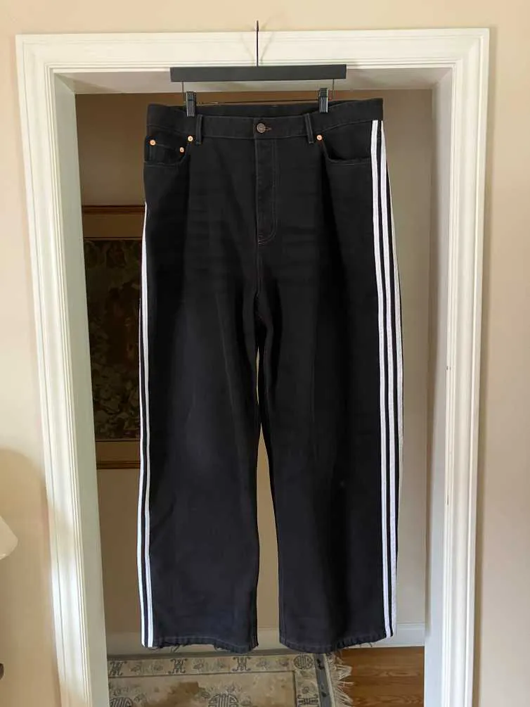 Spring 23 Large Baggy Pants (Large)
