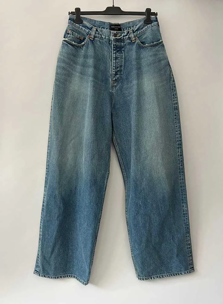 Large Baggy Jeans