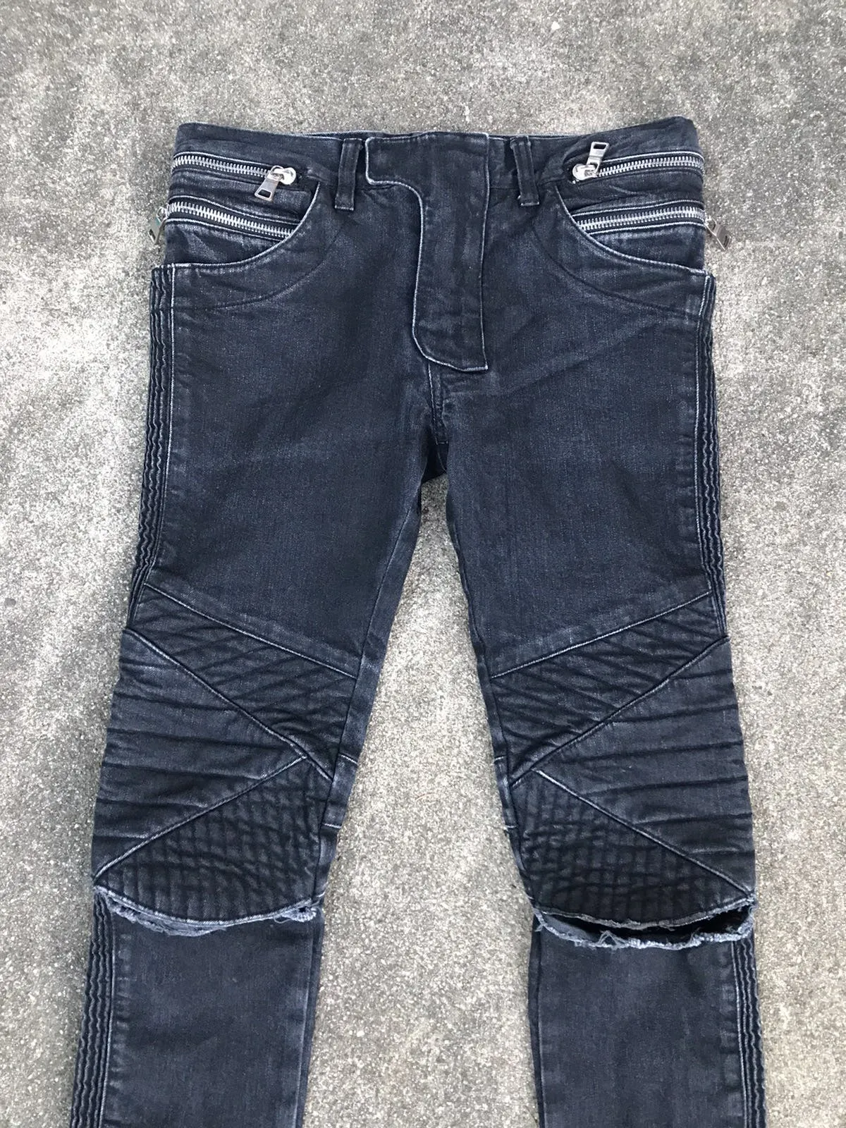 BLACK BALMAIN BIKER JEANS 27