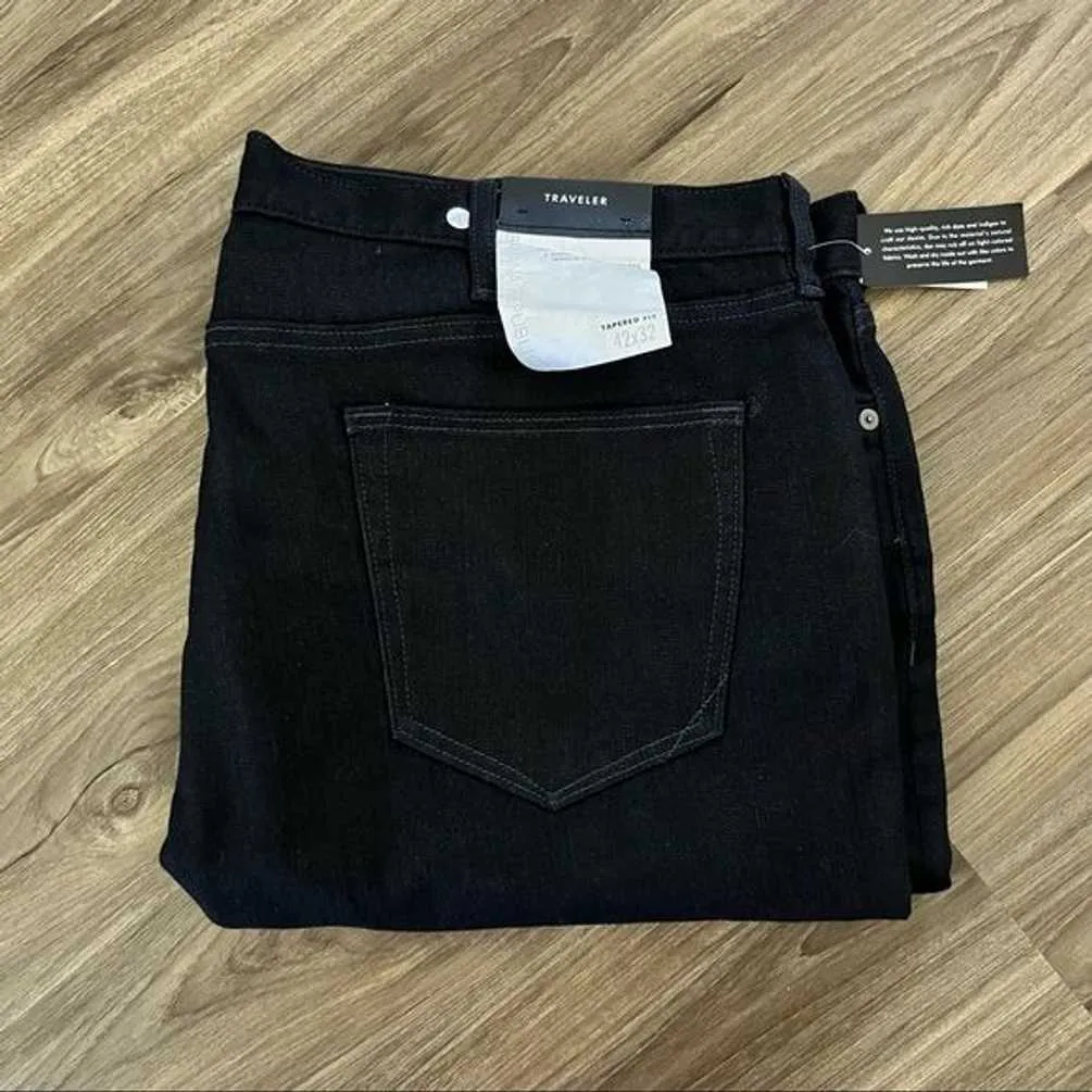 Banana Republic Tapered World Traveler Jean