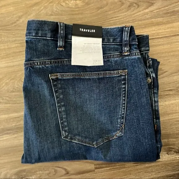 Banana Republic Slim World Traveler Jean