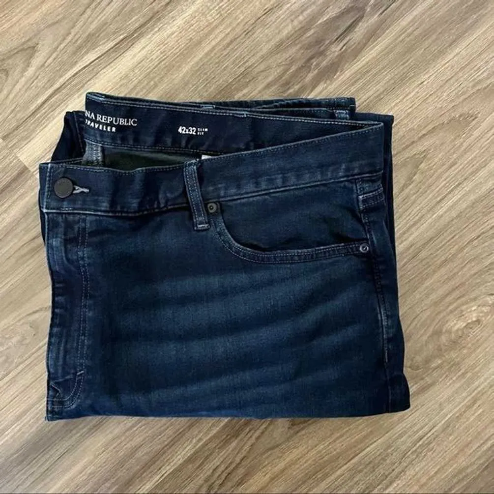 Banana Republic Slim World Traveler Jean