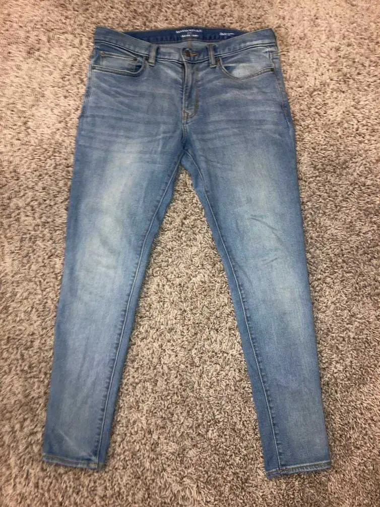 Banana Republic Travel Jeans 33x32