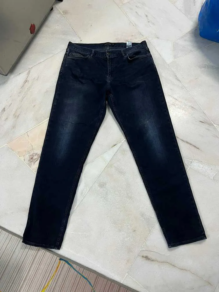 Banana Republic Athletic Tapered Fit Jeans 37x43.5