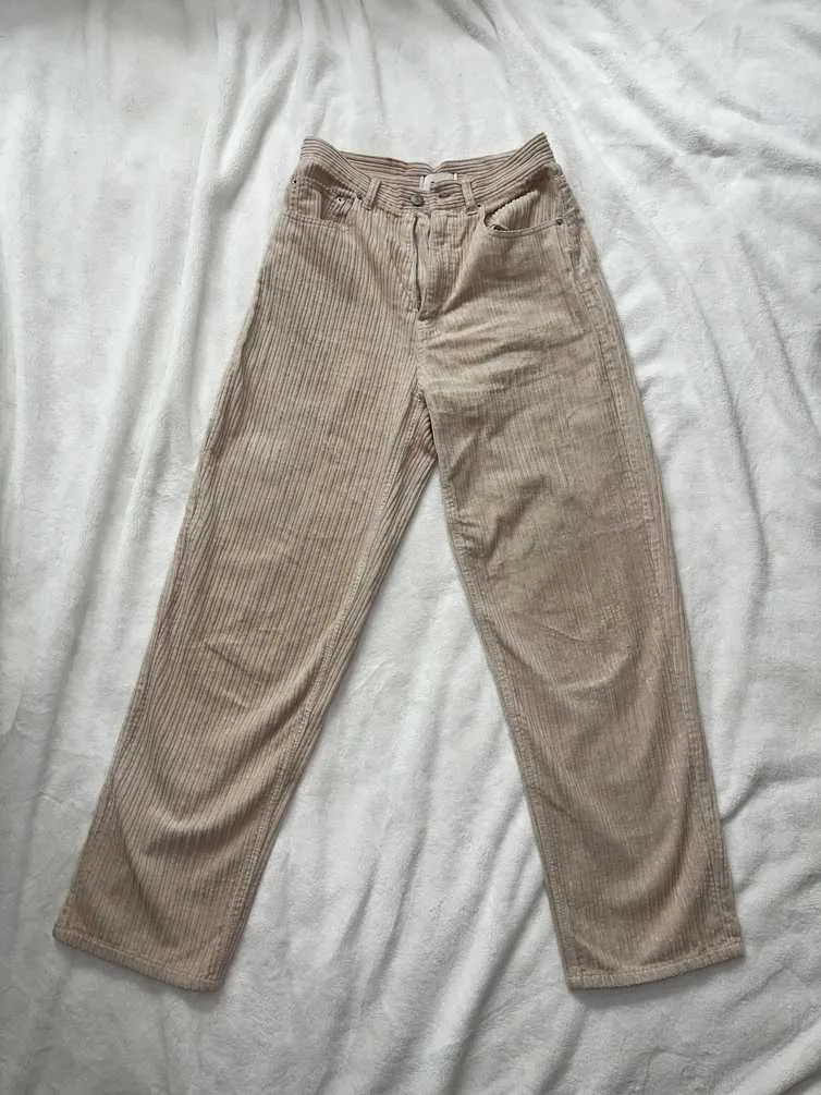 High waisted beige corduroy pant