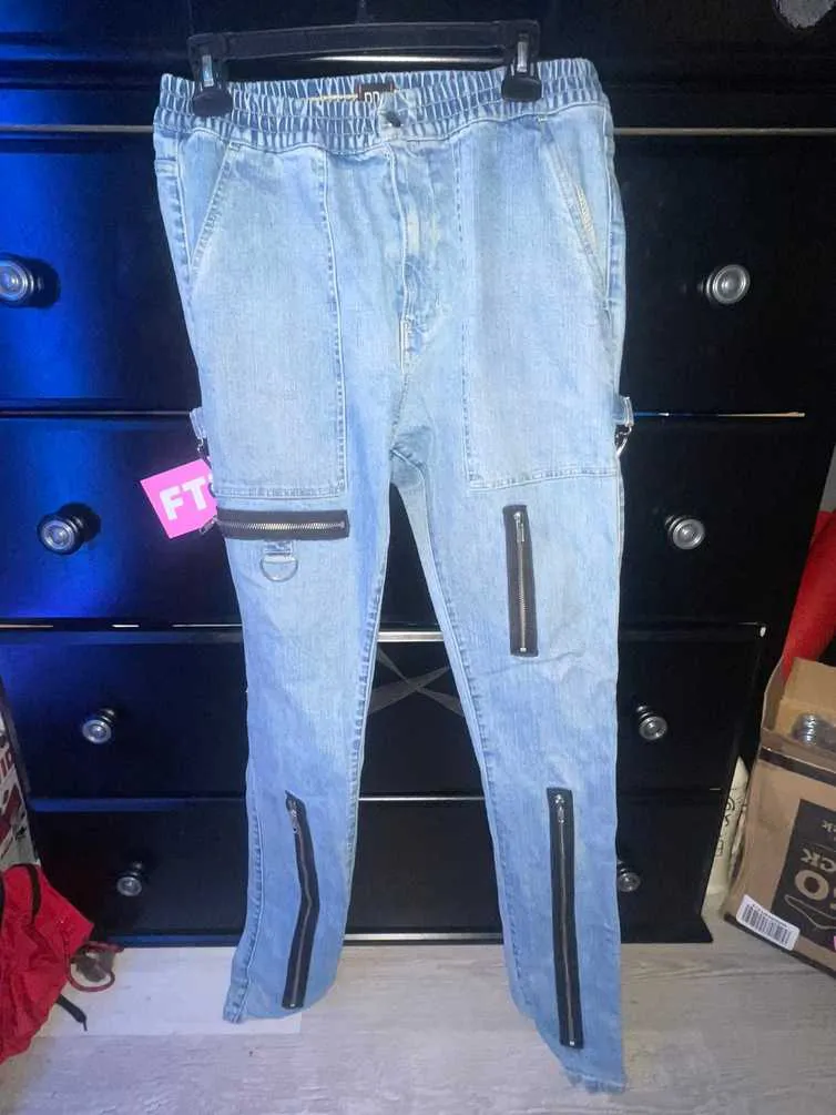 BDG Zip Strap Skinny jeans