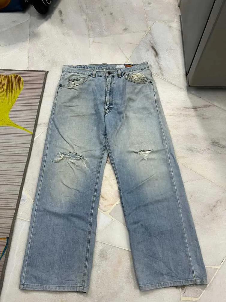 Big John Distressed Denim 33x37.7