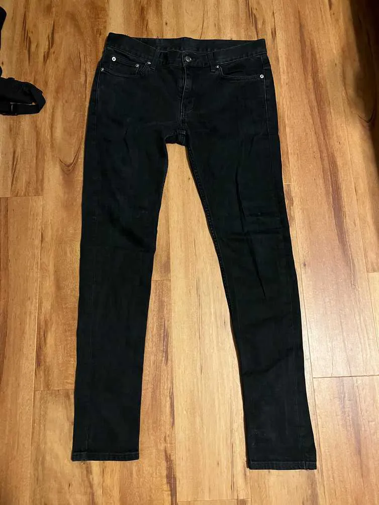 BLK DNM Black skinny jeans
