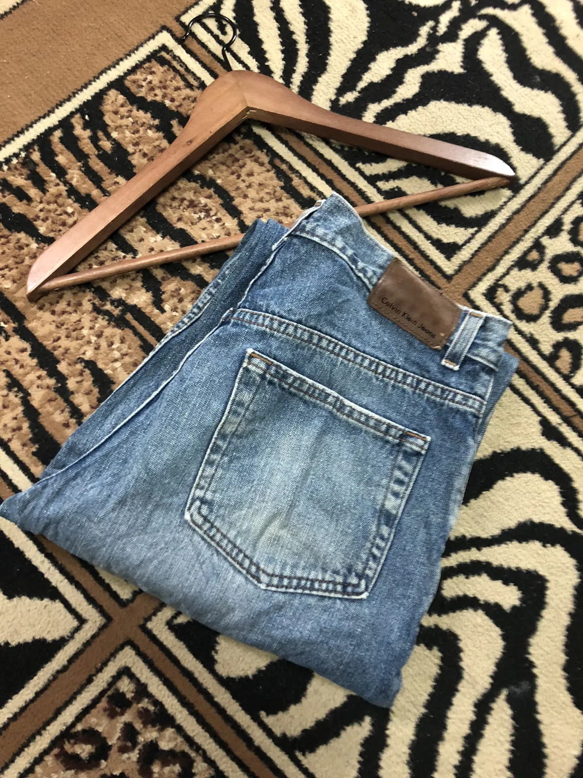 VINTAGE 90’s CALVIN KLEIN BLUE WASH DISTRESSED DENIM