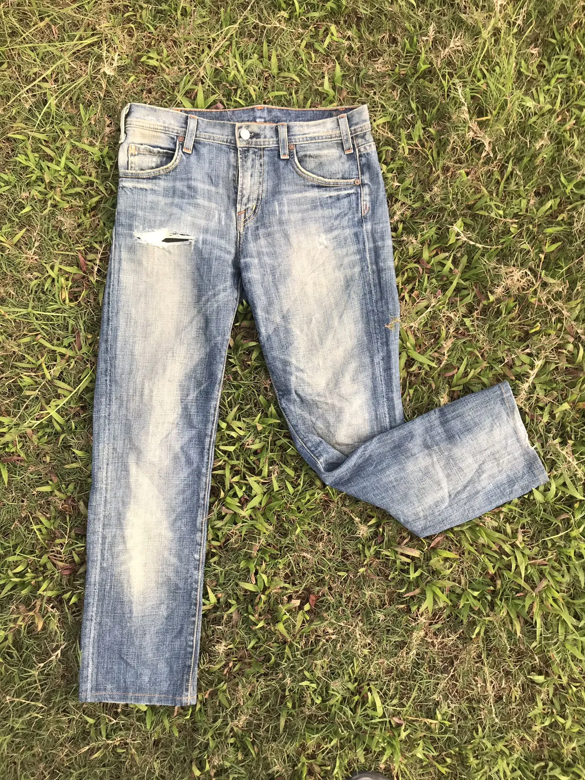 Cityzens of humanity by jerome Duhan distressed denim jeans