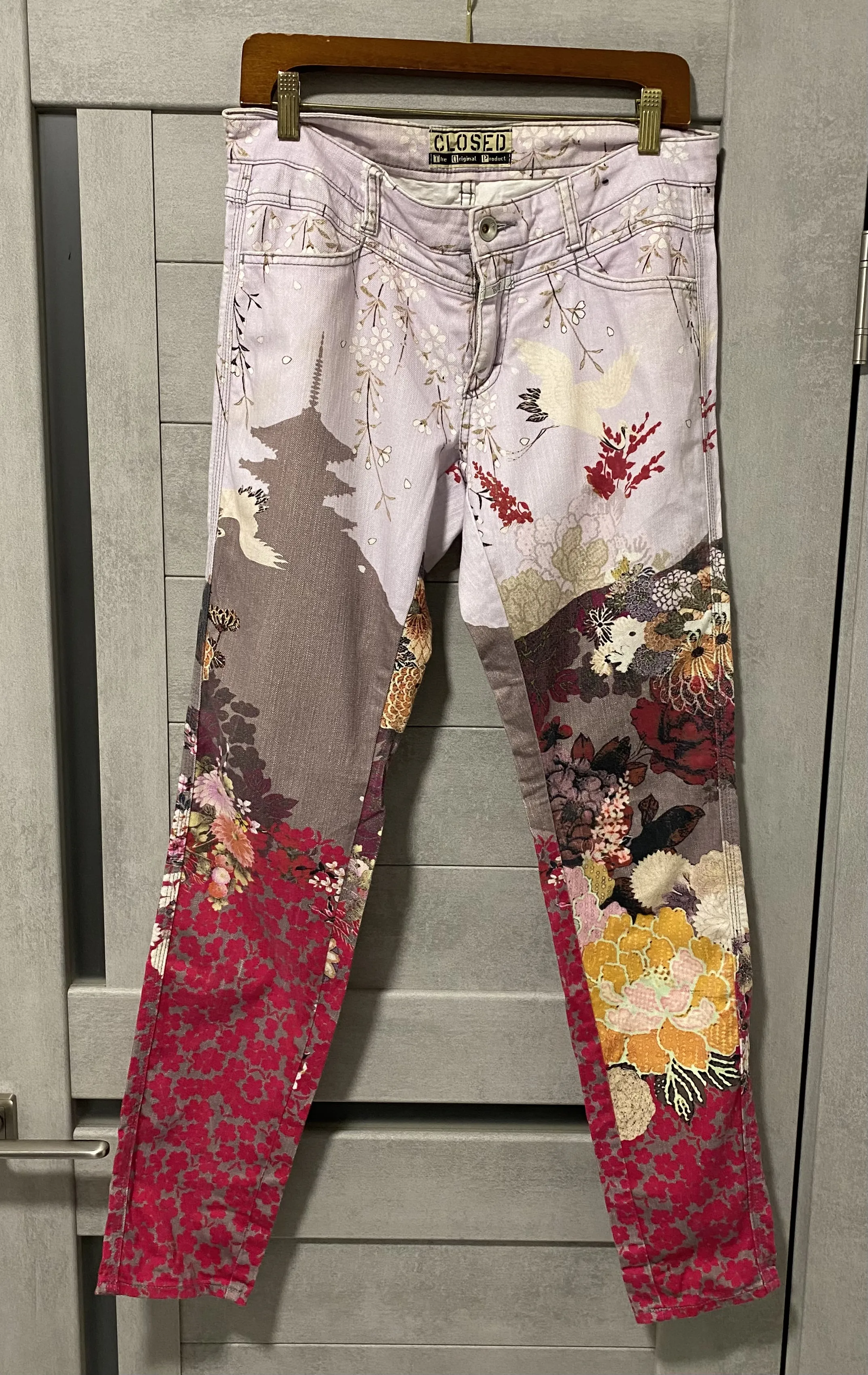 Vintage Closed Japanese traditional print Jeans