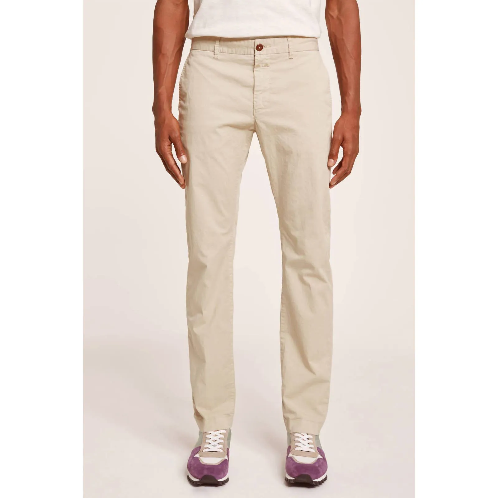 Clifton Slim Chino Pant In Dune